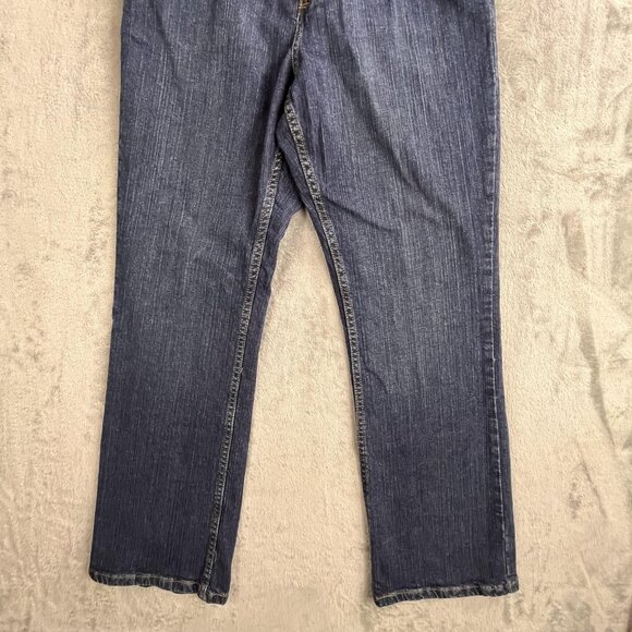 LL Bean Jeans Womens 12 Classic Fit Straight Leg Stretch Denim Pants Spandex - Picture 12 of 16